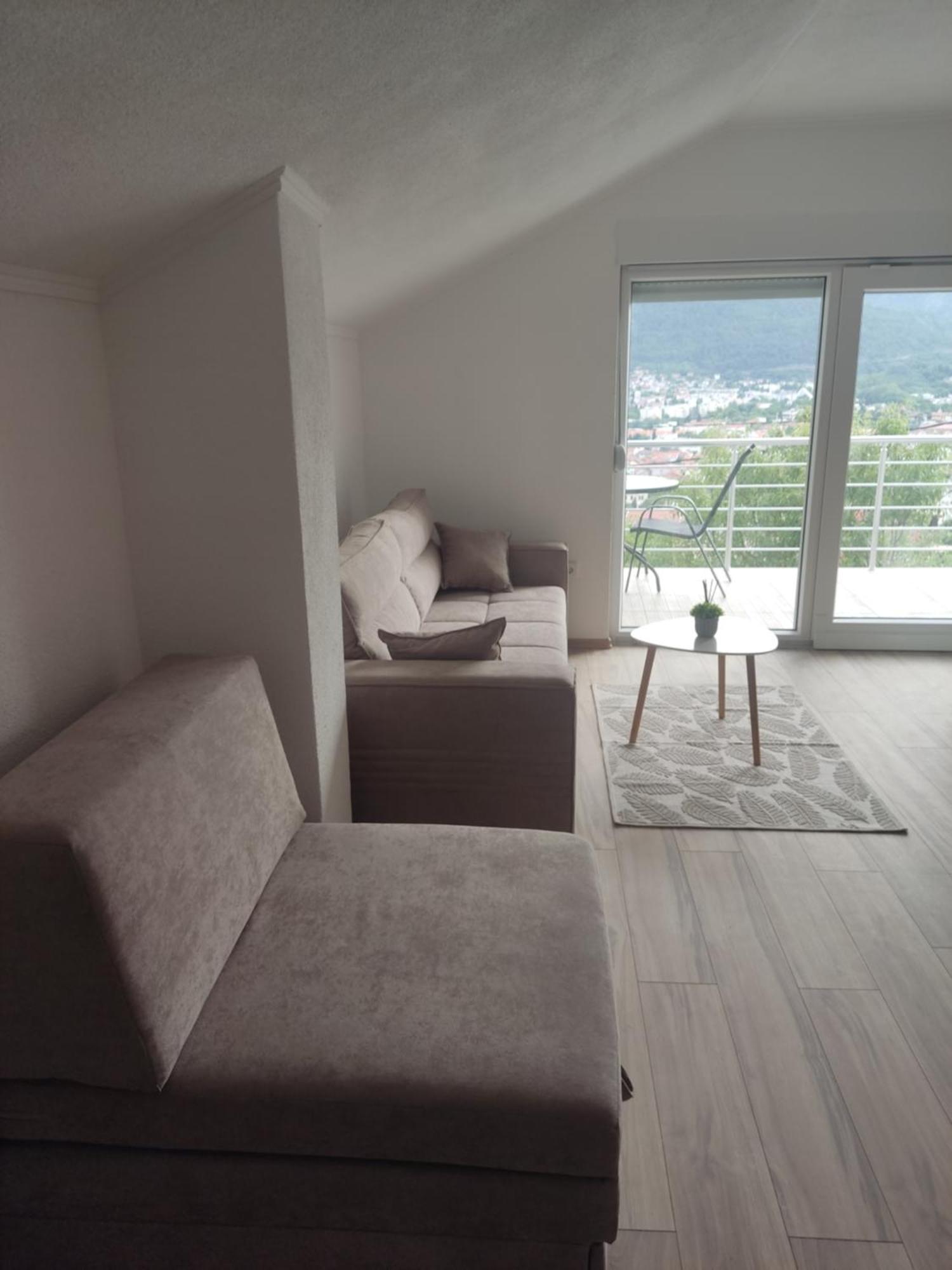View Of The City - Studio Apartment Mostar Buitenkant foto